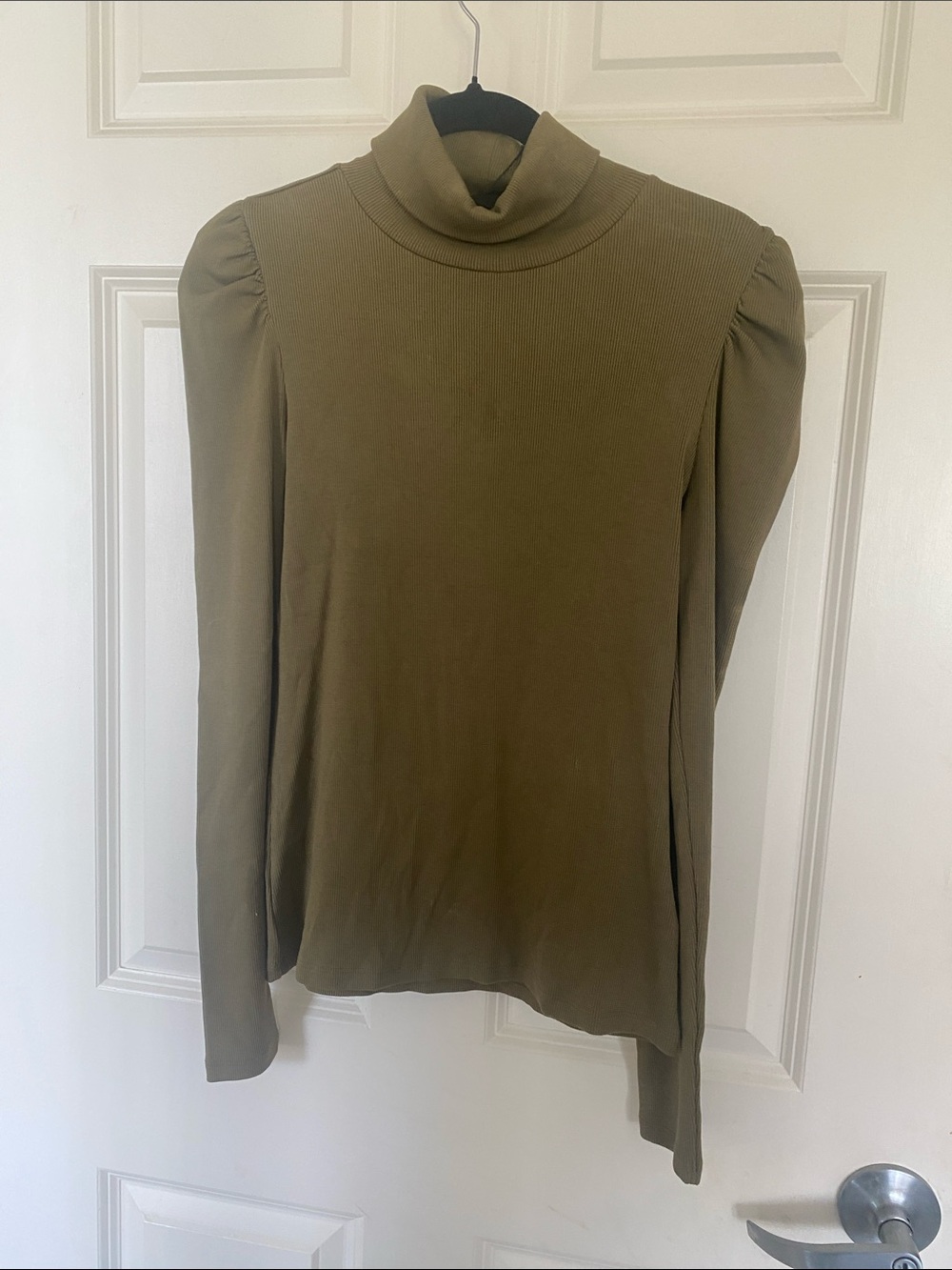 Nwt’s Veronica Beard Jeans Green Turtleneck Top Small